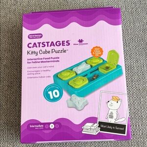 Kitty Cube Puzzle - Interactive Food Puzzle for Cats